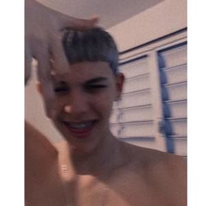 Meet your Posher, Alberto